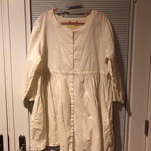 EUC ivory organic cotton blouse